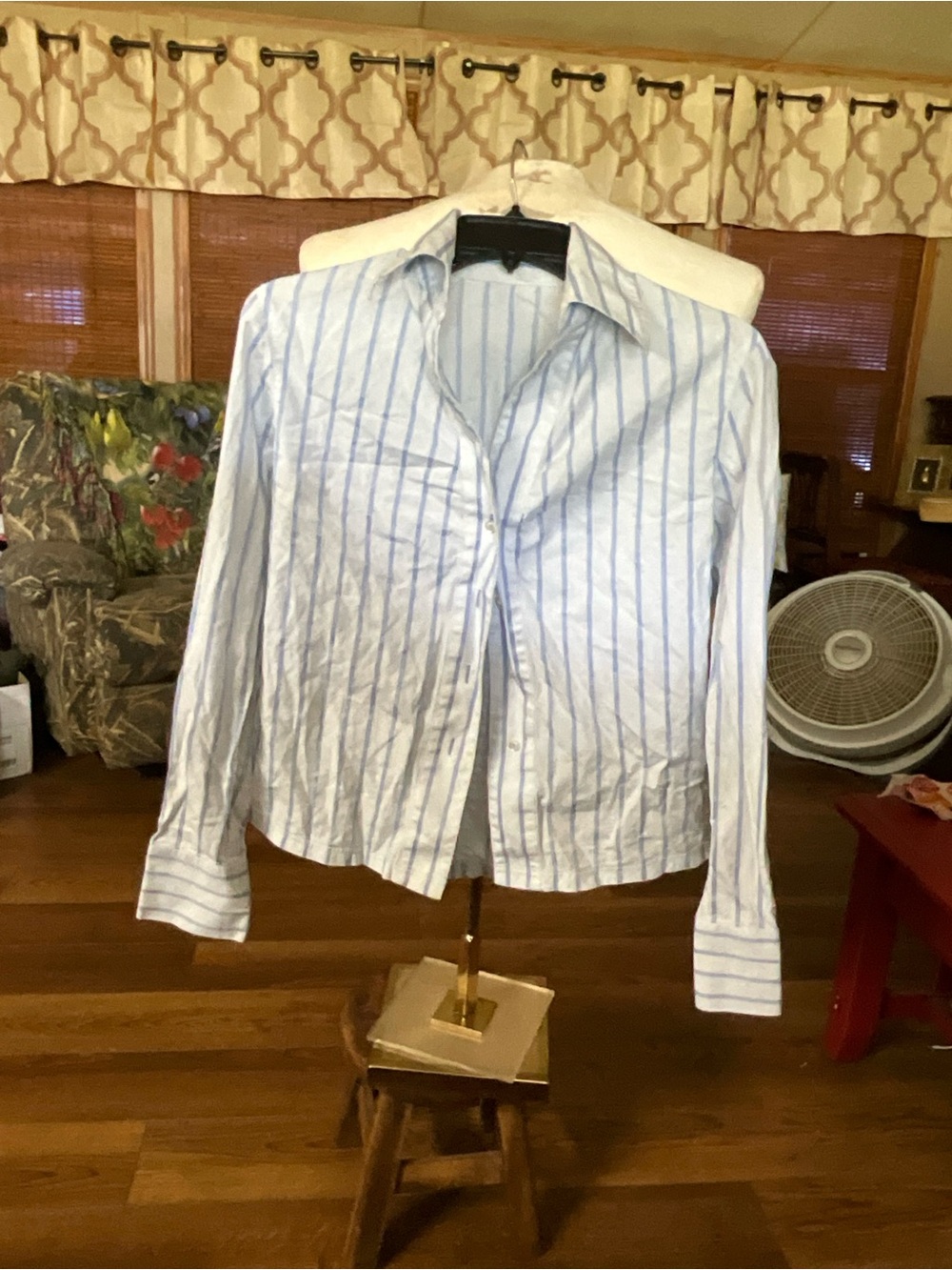 Bamboo medium LS button up - Picture 4 of 5